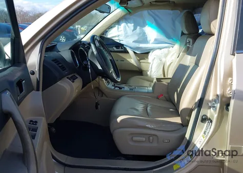 2012 Toyota Highlander Se V6 из США, поврежденный, VIN 5TDBK3EH8CS146814